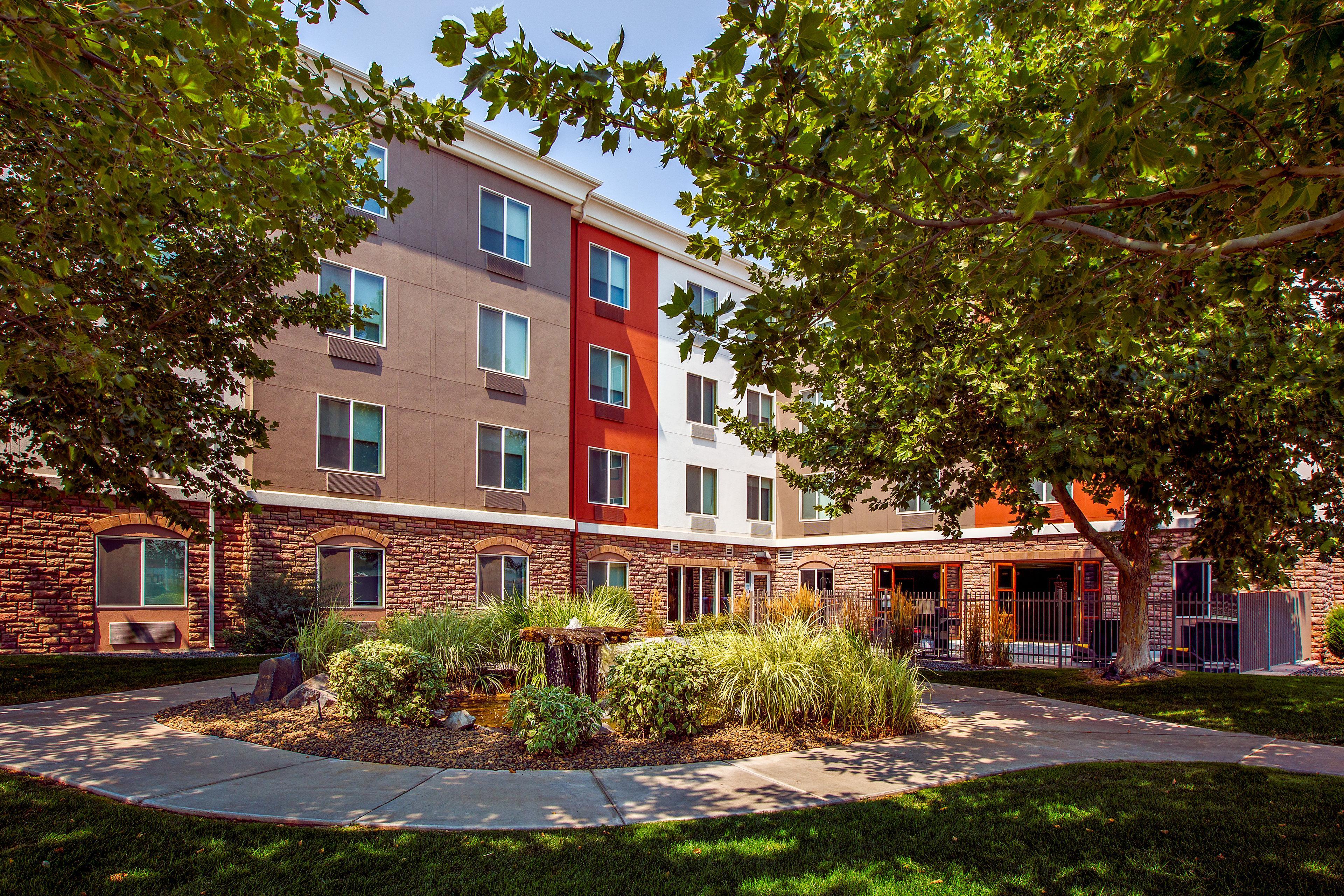 Holiday Inn Express Hotel & Suites Ontario By Ihg Екстер'єр фото