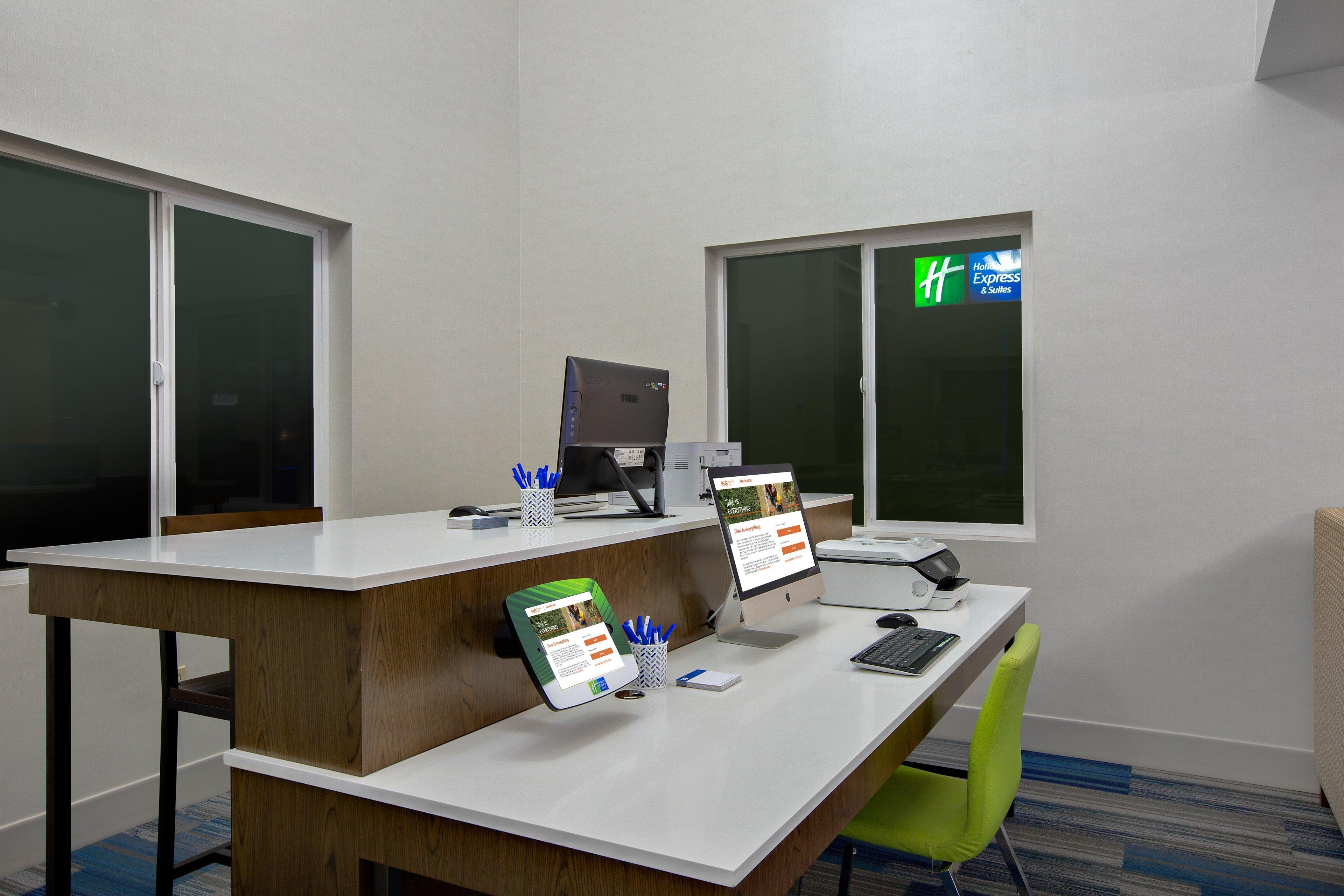 Holiday Inn Express Hotel & Suites Ontario By Ihg Екстер'єр фото
