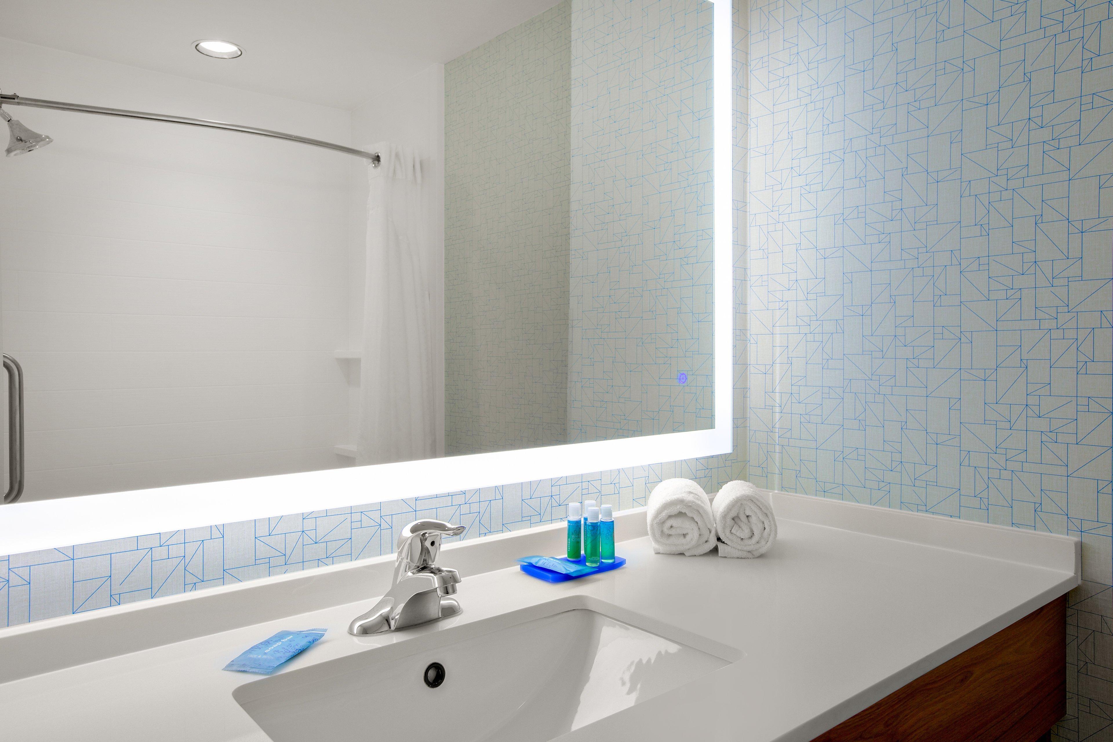 Holiday Inn Express Hotel & Suites Ontario By Ihg Екстер'єр фото