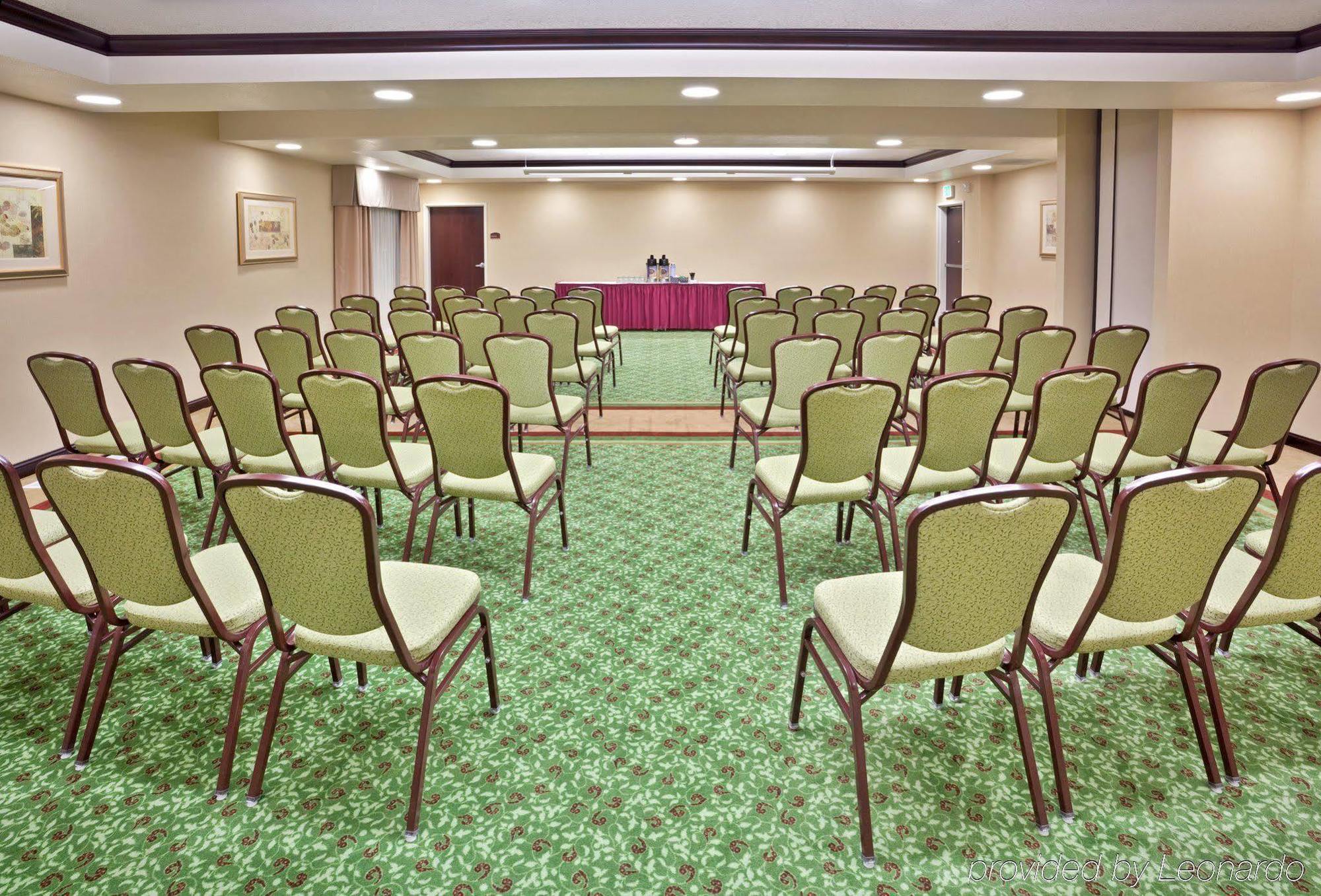 Holiday Inn Express Hotel & Suites Ontario By Ihg Екстер'єр фото